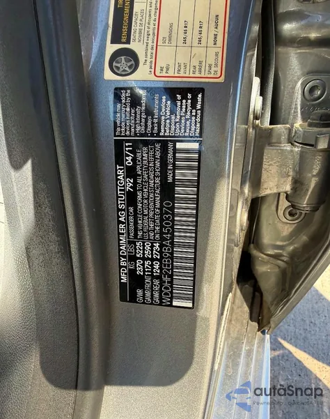 2011 Mercedes-Benz E 350 Bluetec from USA, damaged, VIN WDDHF2EB9BA450370